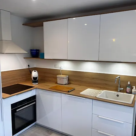 Apartman 1 Avec Grande Terrasse Plein Sud Au Lavandou