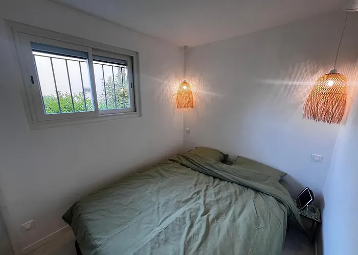 1 Avec Grande Terrasse Plein Sud Au Lavandou Apartman Le Lavandou