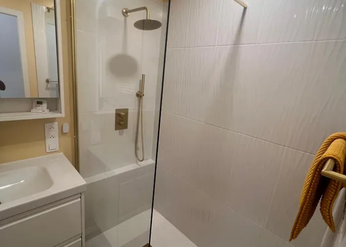 1 Avec Grande Terrasse Plein Sud Au Lavandou Apartman Le Lavandou