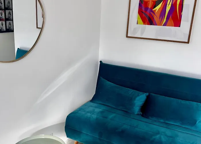 1 Avec Grande Terrasse Plein Sud Au Lavandou Le Lavandou